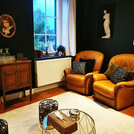 La Villa *